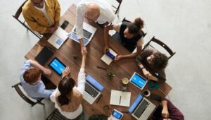 Consigue tu mejor versión: ¿tienes un entorno laboral virtuoso?